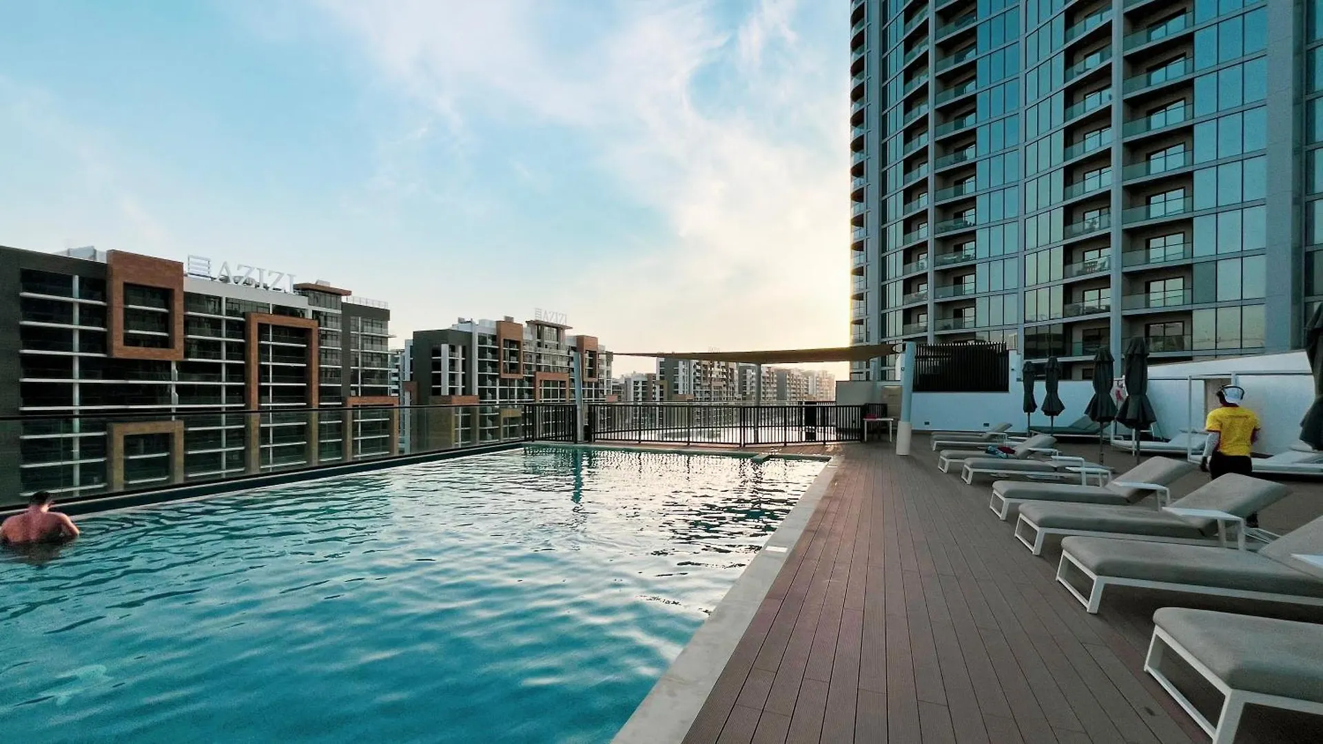 Апартаменты Easemytrip - Sobha Waves Luxury, 1Br Apt With Burj Khalifa View Дубай