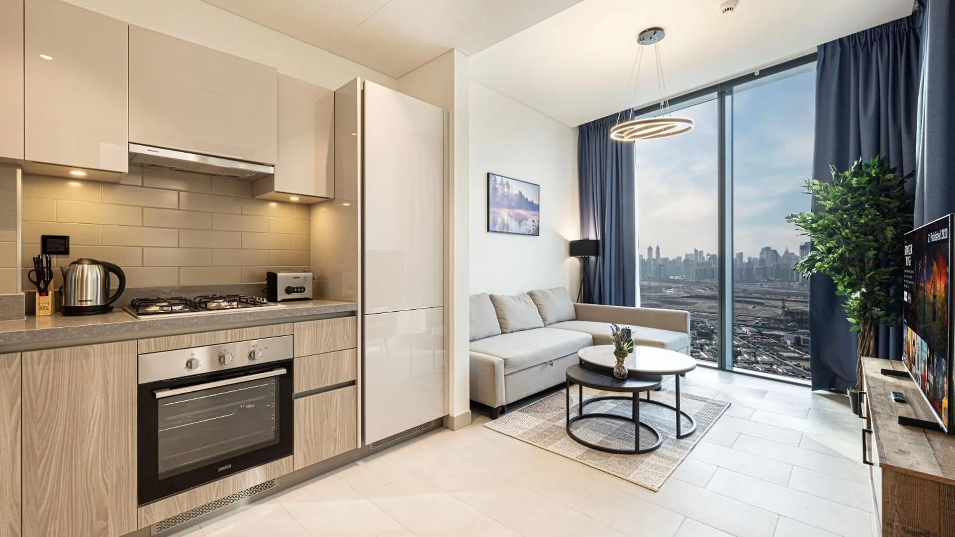 Easemytrip - Sobha Waves Luxury, 1Br Apt With Burj Khalifa View Дубай